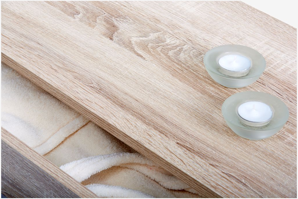 Byrå TAPDRUP – 3 Lådor i Elegant Ekfinish för Naturlig och Stilren Förvaring