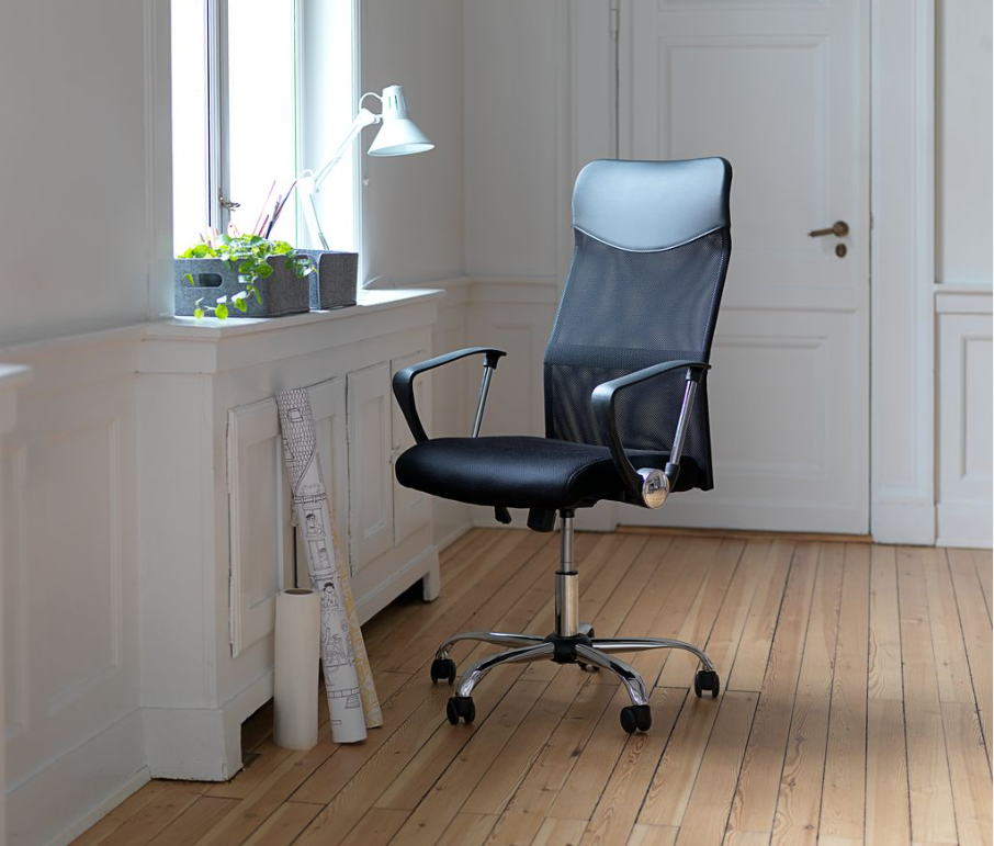 Kontorsstol BILLUM – Svart Mesh för Optimal Komfort och Stil