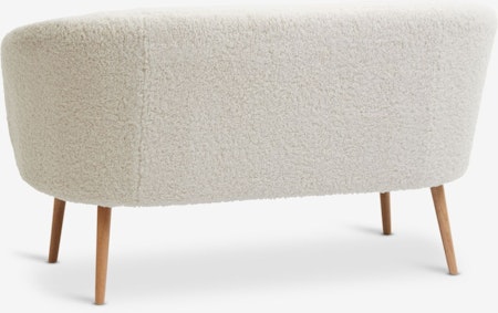 GISTRUP 2-sits Soffa – Offwhite Teddy – Modern Komfort med Tidlös Elegans