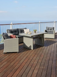 VISBY 4-sits Loungeset Grå – Elegant Konstrotting, UV-skyddat & Lyxiga Dynor
