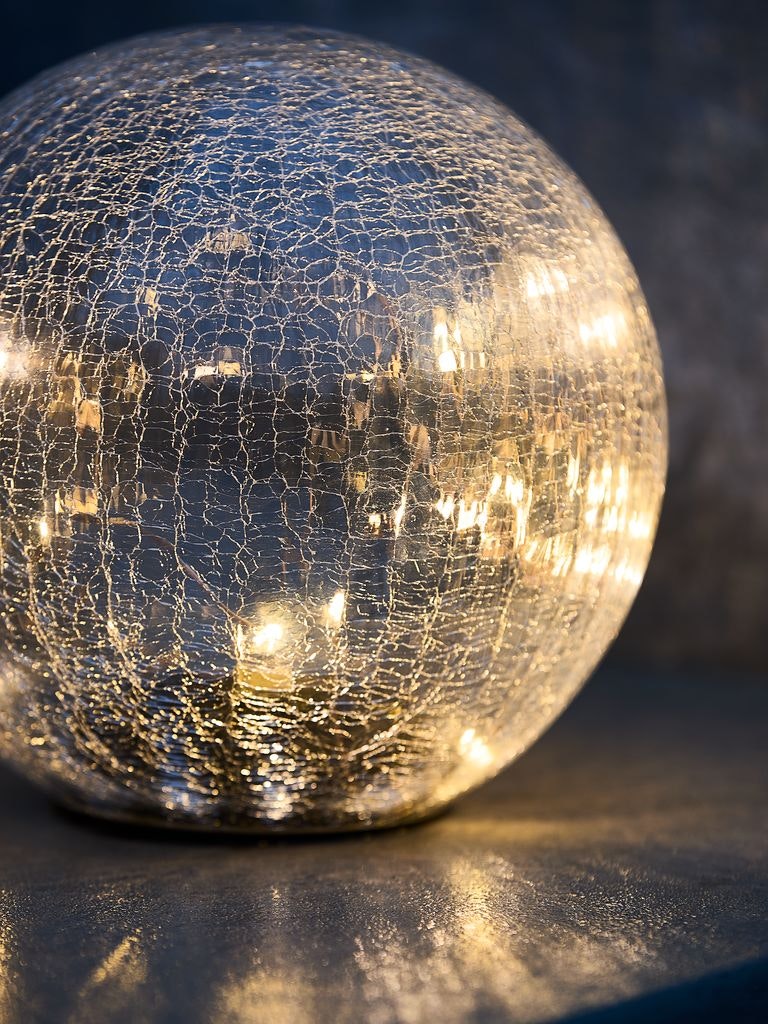 Solcellslampa HAVSVALE Ø20×H29 cm – Kristallklar glaskula med 20 varmvita LED & automatisk tändning