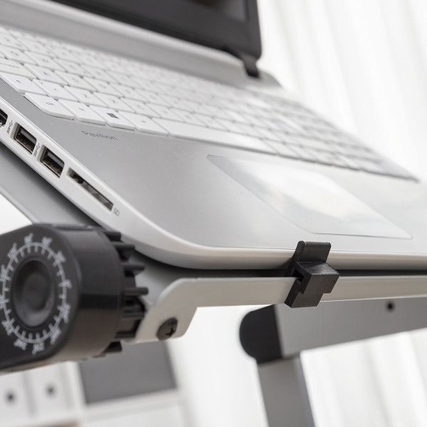 Omnible InnovaGoods Justerbart Laptop-bord – Flera Höjd- & Vinkelpositioner för Ergonomisk Arbetsplats