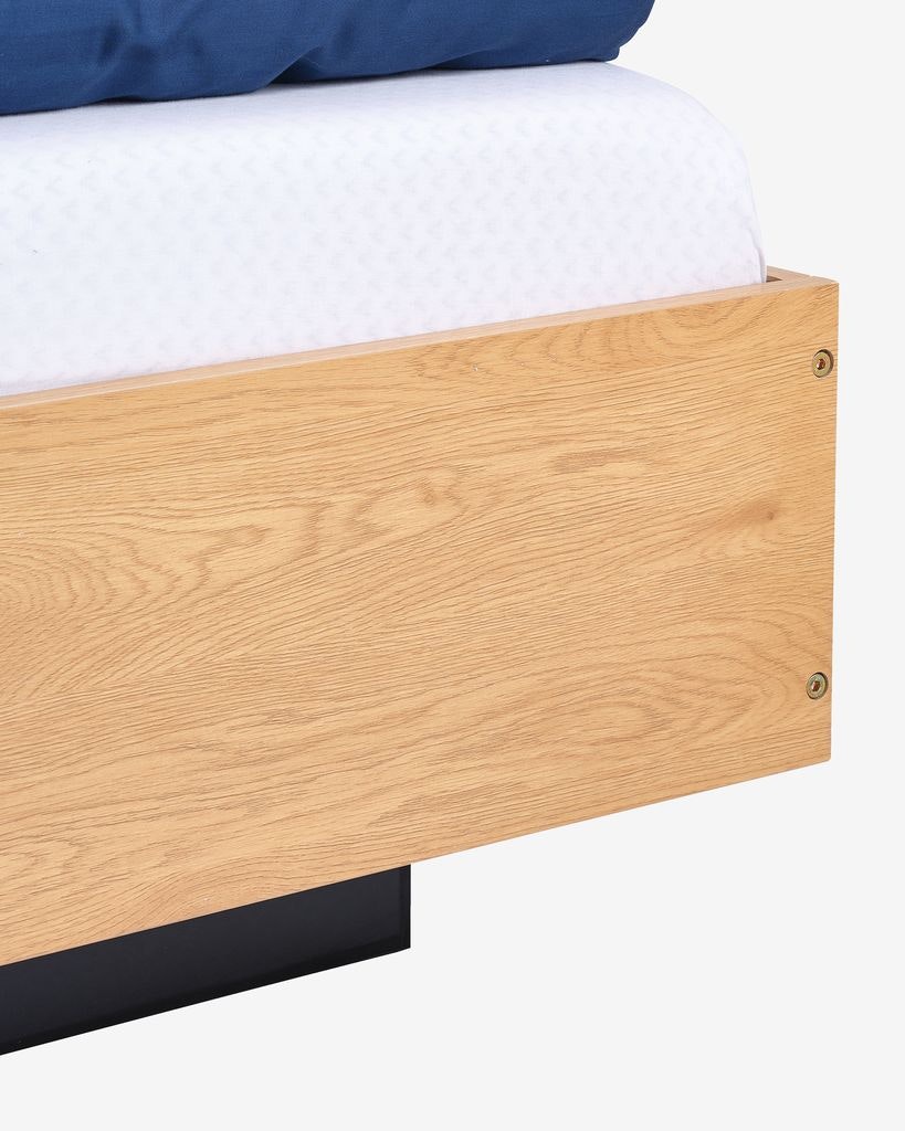 ELLINGE Sängram 180×200 cm med Smart Förvaring – Ekfärgad & Stilren