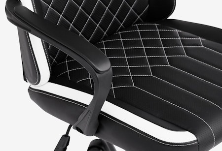 Gamingstol LERBJERG Svart/Vit – Ergonomisk Komfort i Snygg Racingdesign