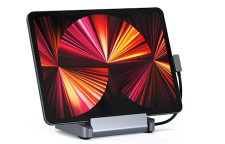 Satechi Aluminum Stand Hub – 7‑i‑1 Space Gray Dock med Ergonomisk Höjd för MacBook & iPad