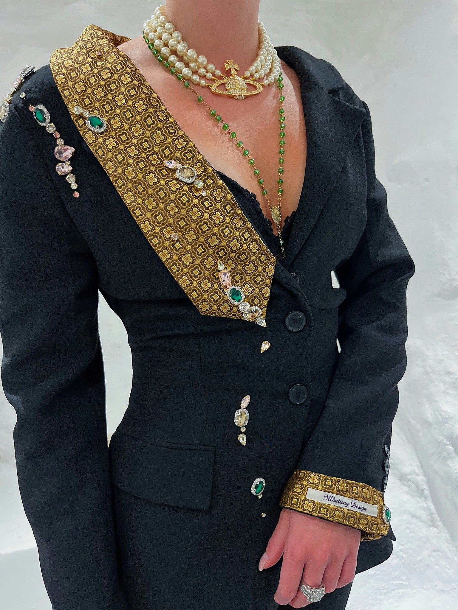 Neck & Wrist Don't Lie Blazer