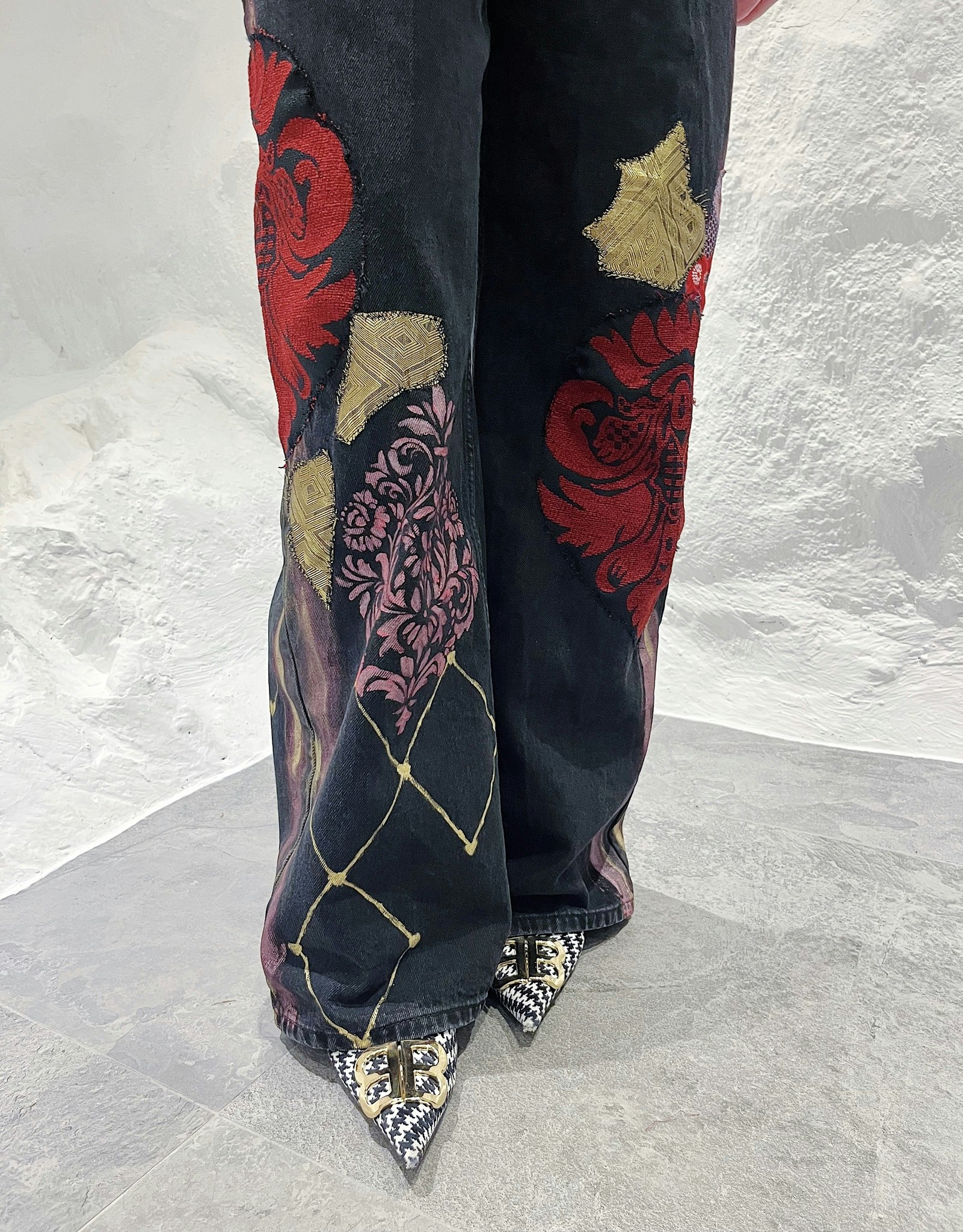 The Show Must Go On Jeans Black