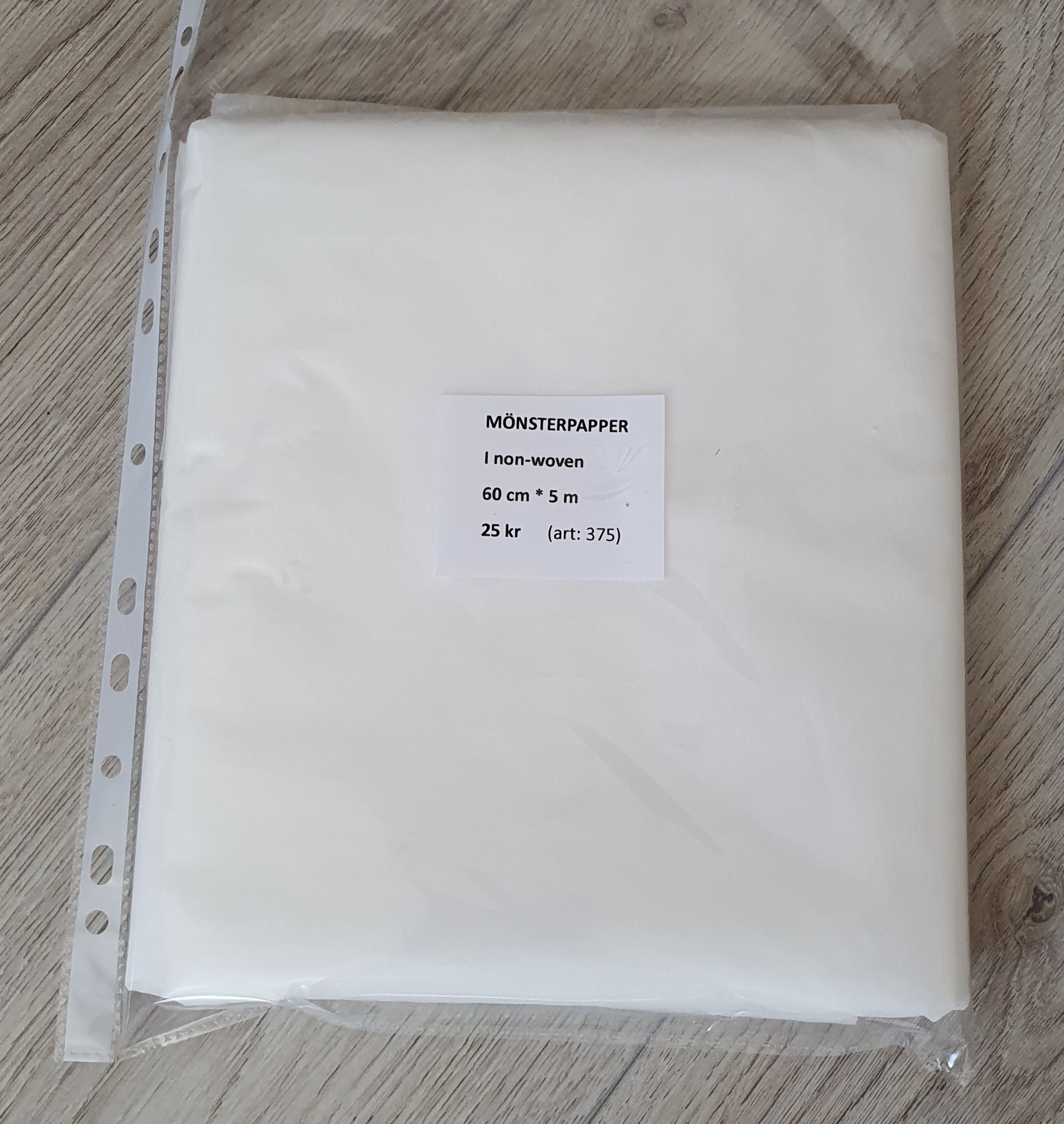 Mönsterpapper i non-woven