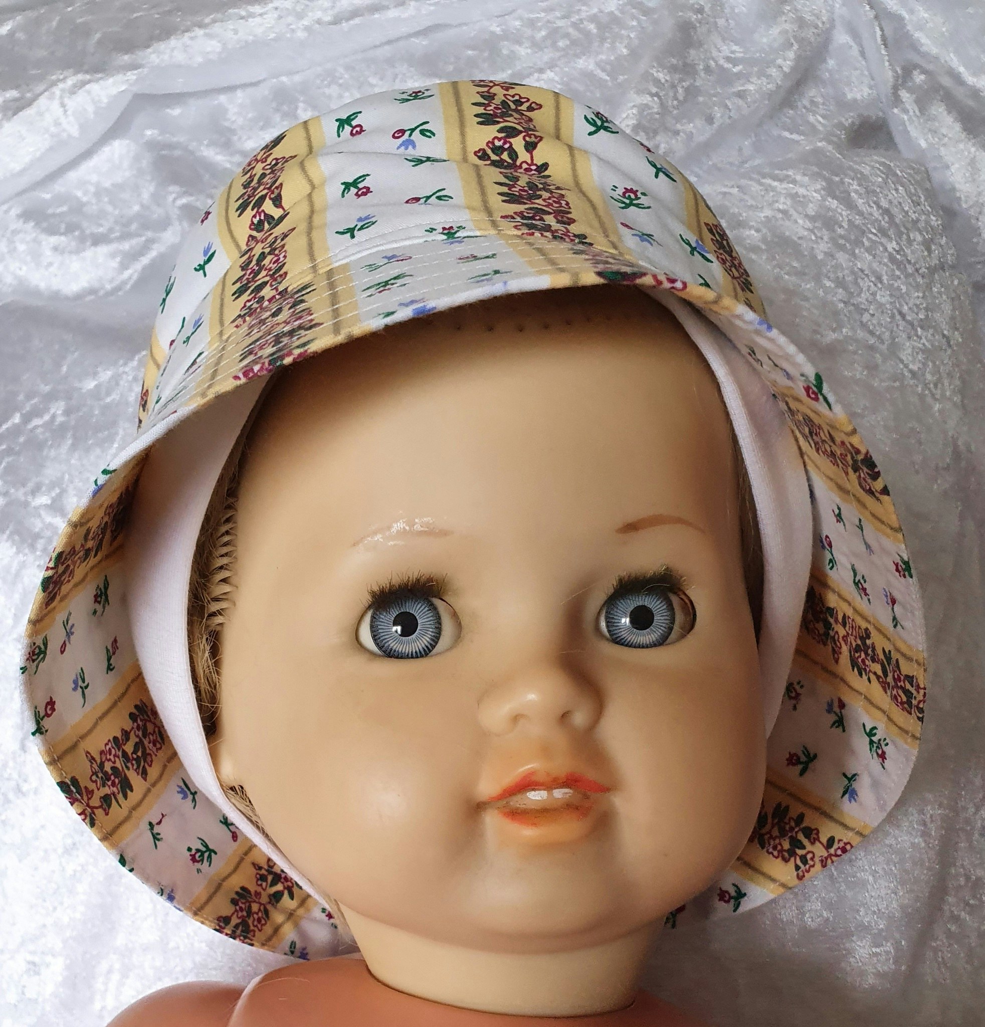 Bucket hat, 20%