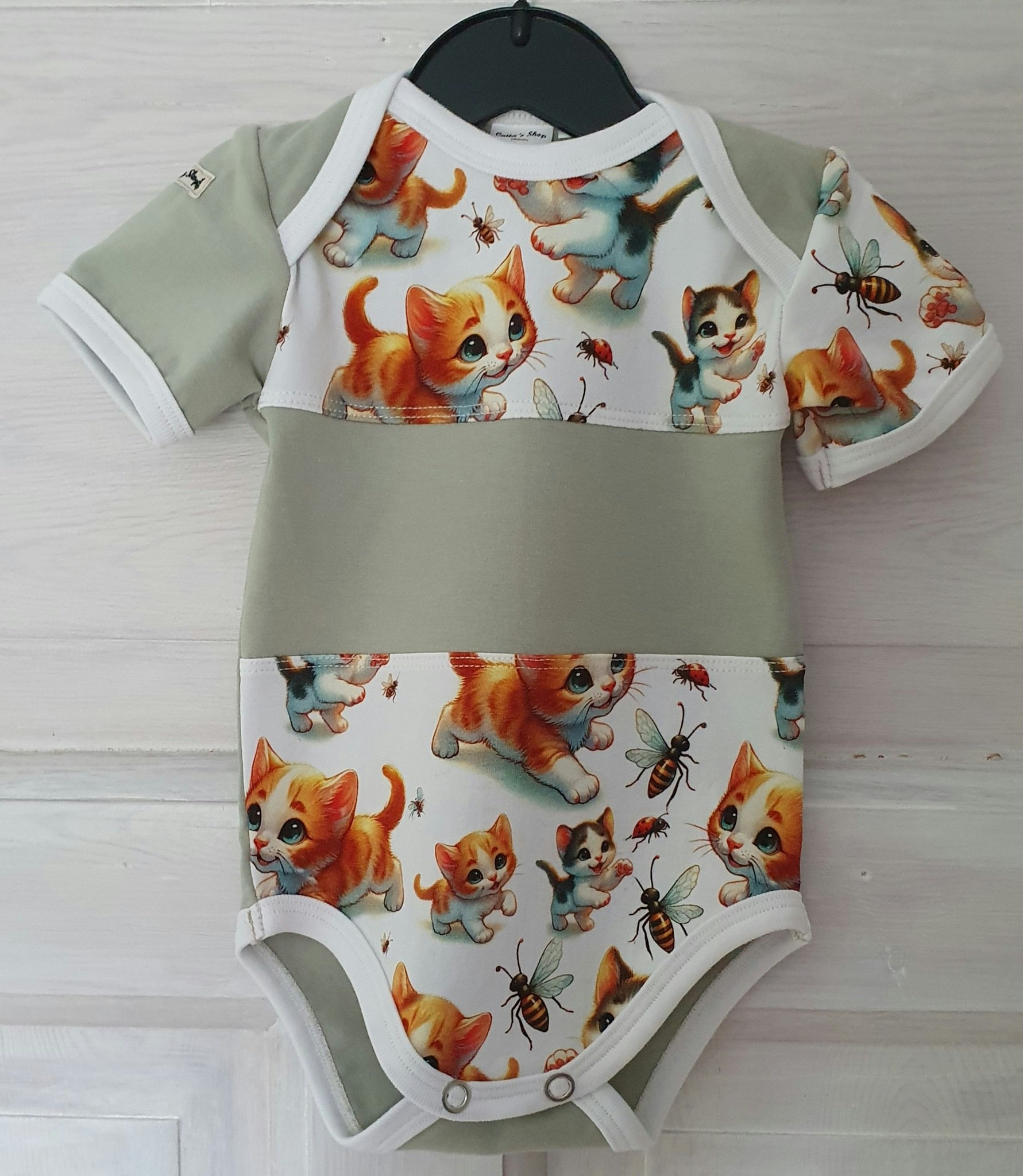 Babybody - Lekande katter "ekologisk"