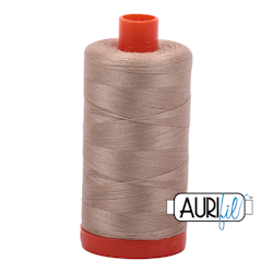 Aurifil 2326/50 Sand