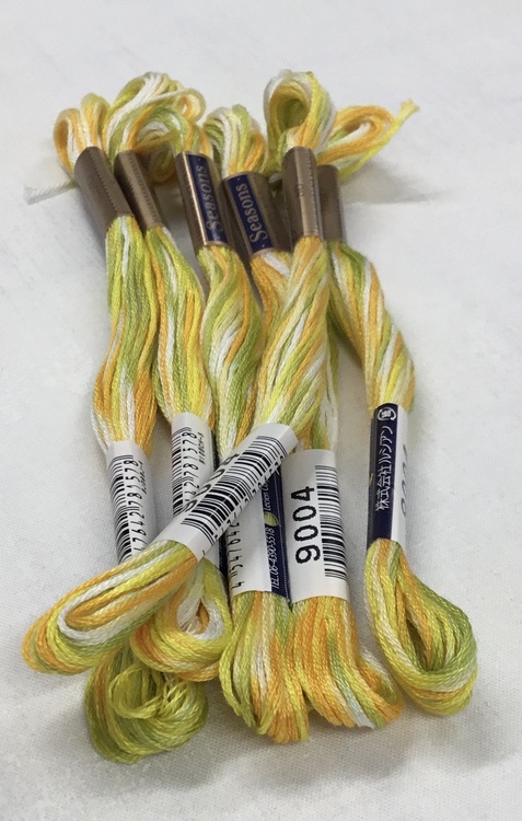 Farge 9004-Cosmo Seasons Variegated Embroidery Floss  yellowgreen