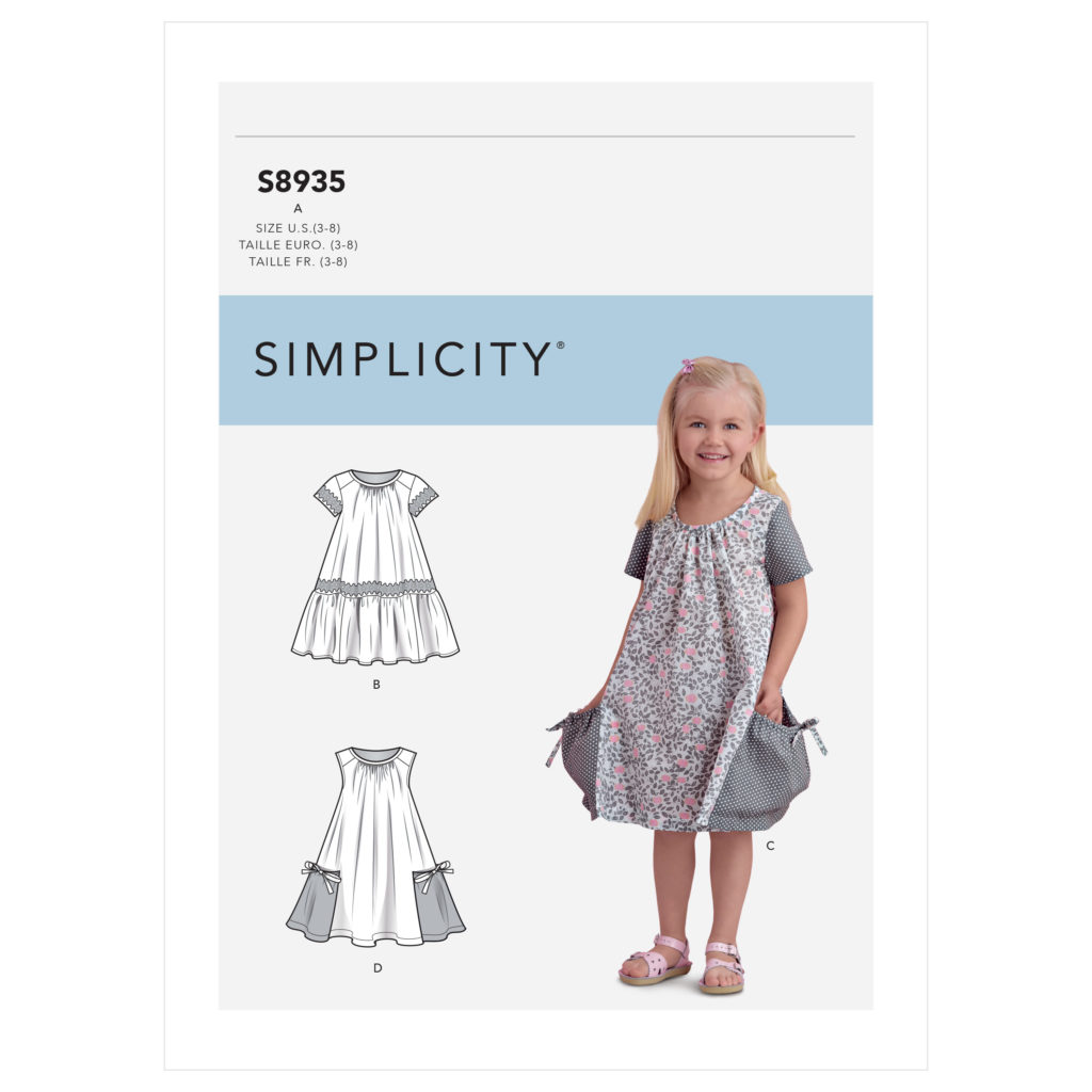 Simplicity S8935 Kjole med lommer og rynker i halsen til barn