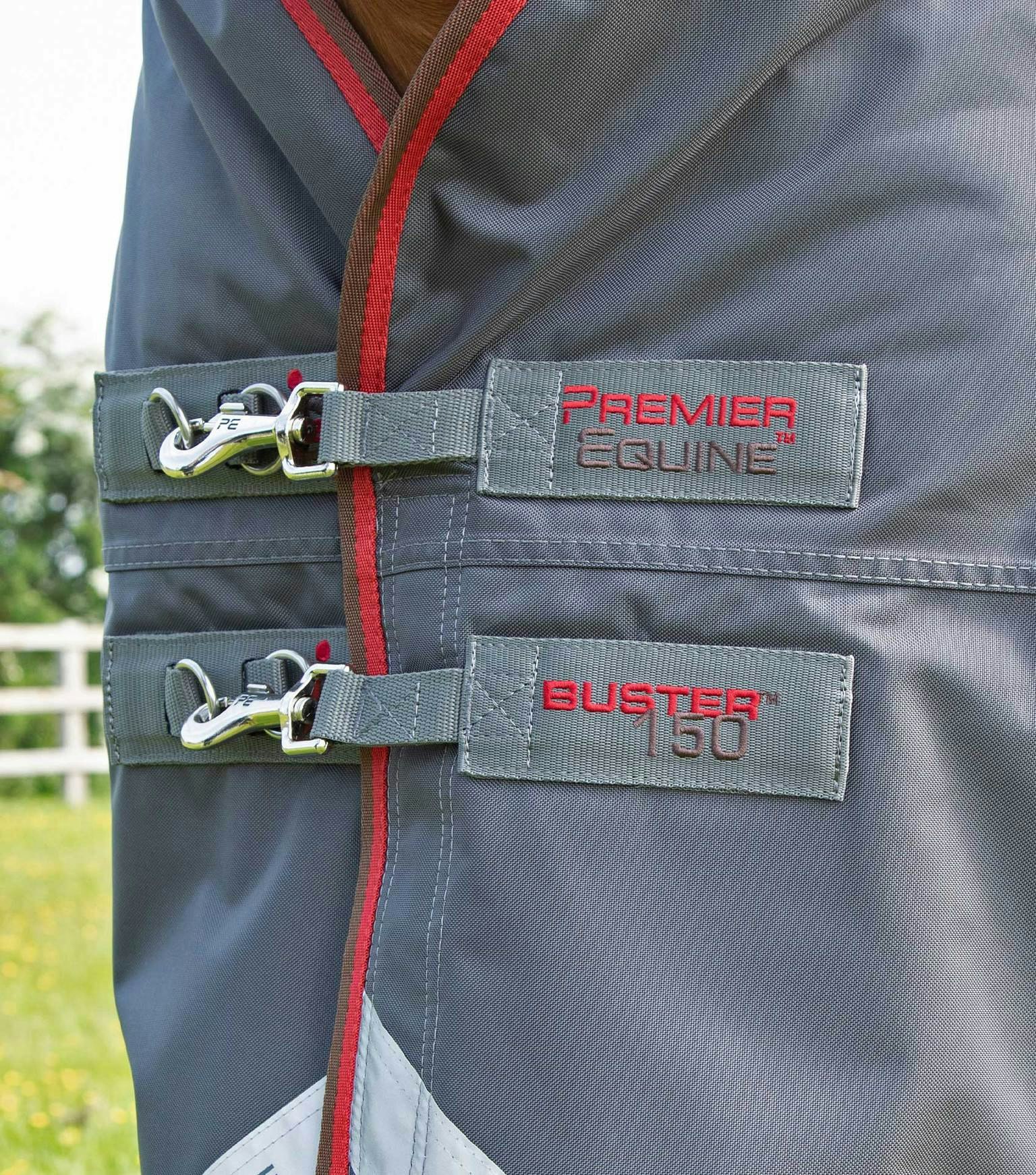 PE Buster 150g Turnout Rug