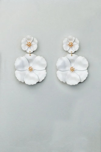 FLOWER TWIN EARRINGS MAT WHITE