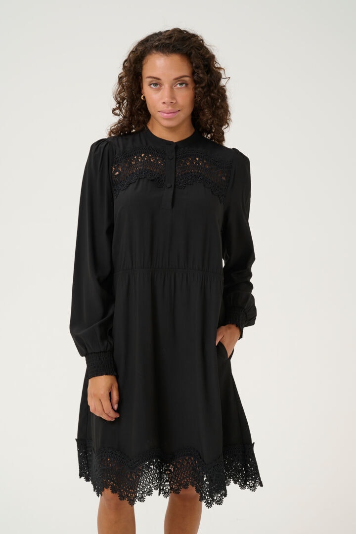 CUPEIA TIFFANY DRESS SVART