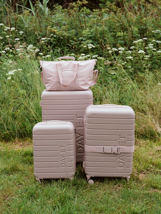 LARGE TONALl NYLON CARRY ON RESVÄSKA CLOUDE ROSE