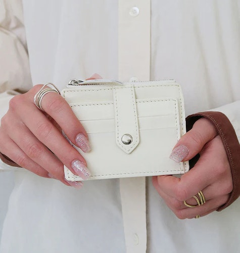 STREET SENSATION WALLET CREAM
