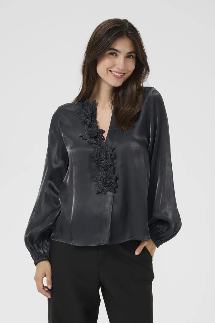 CUFIOLA BLUS