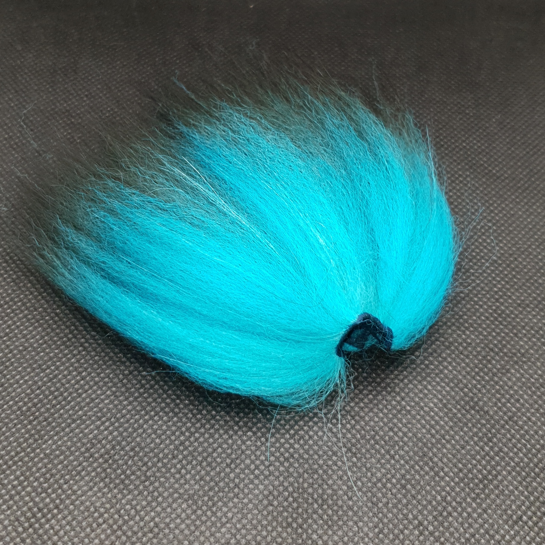 Silverfox, Turquoise blue