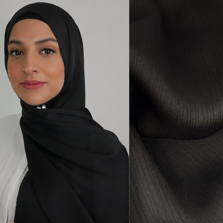 glansig hijab med matt baksida så att den sitter på plats utan att glida. Halkfri hijab 2in1 i färgen svart