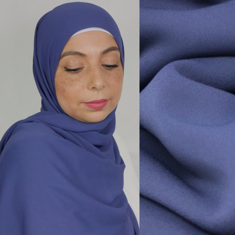 hijab i exklusivt chiffong tyg. Denna hijab är i lyxig crepe chiffong. blå hijab i chiffong
