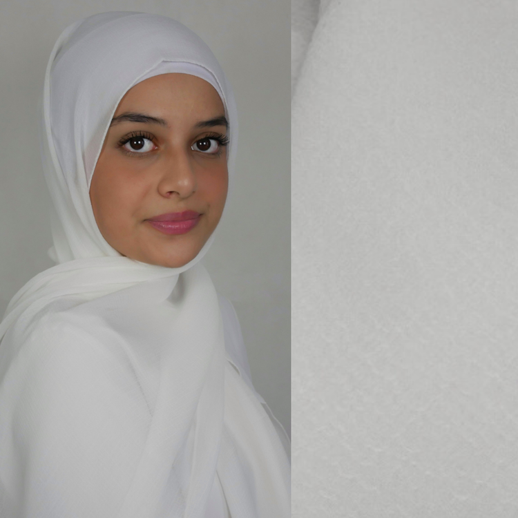 tunn hijab i chiffong. Luftig hijab  i färgen vit