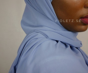 Instant Chiffong hijab med undersjal - arabian blue