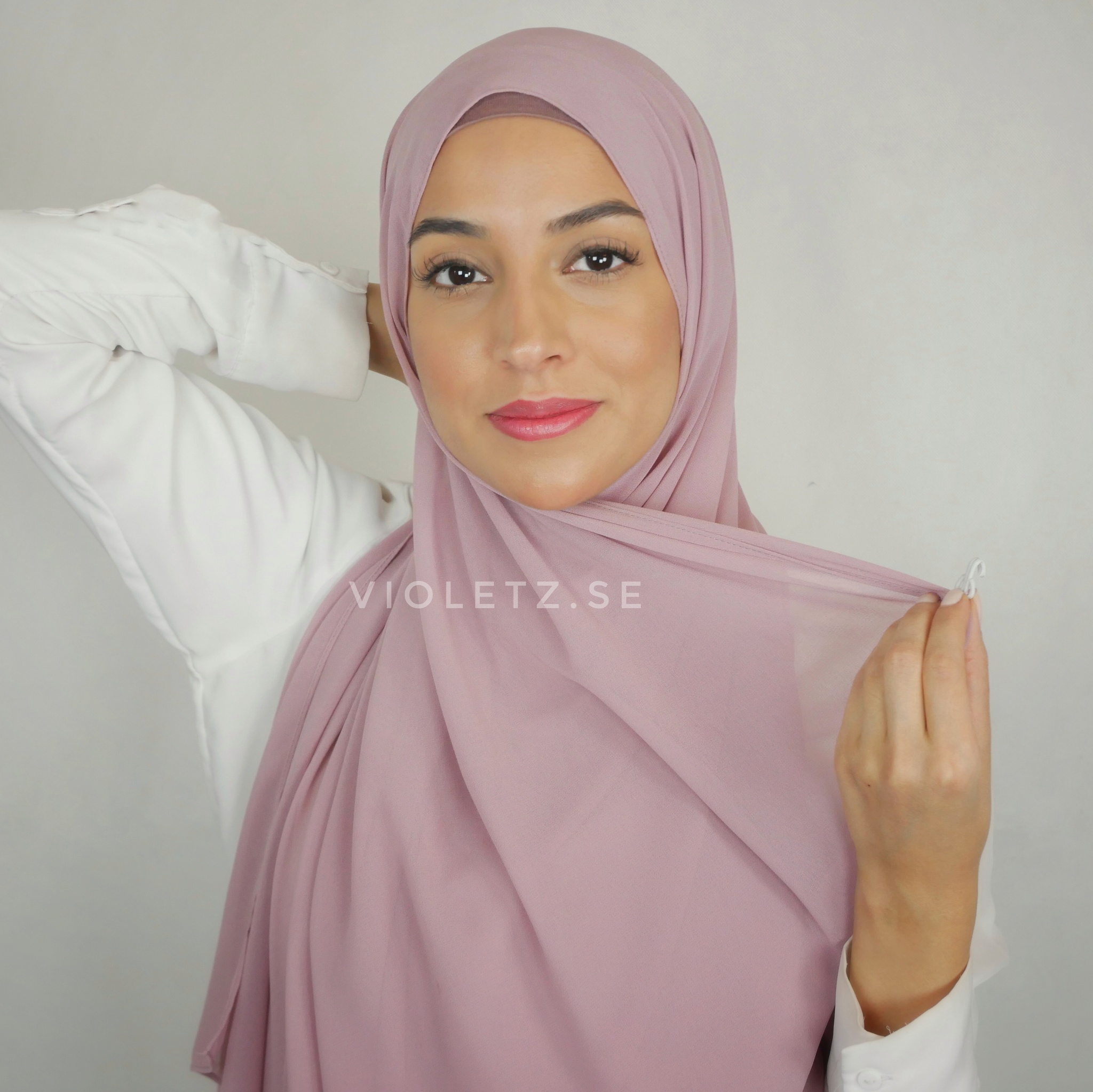 Hijab i Premium Chiffong. No Pins Hijab med krok