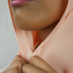 HIJAB MED MAGNET - Silk Chiffong - peach