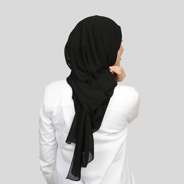 Tiara- hijab med insydd undersjal: svart