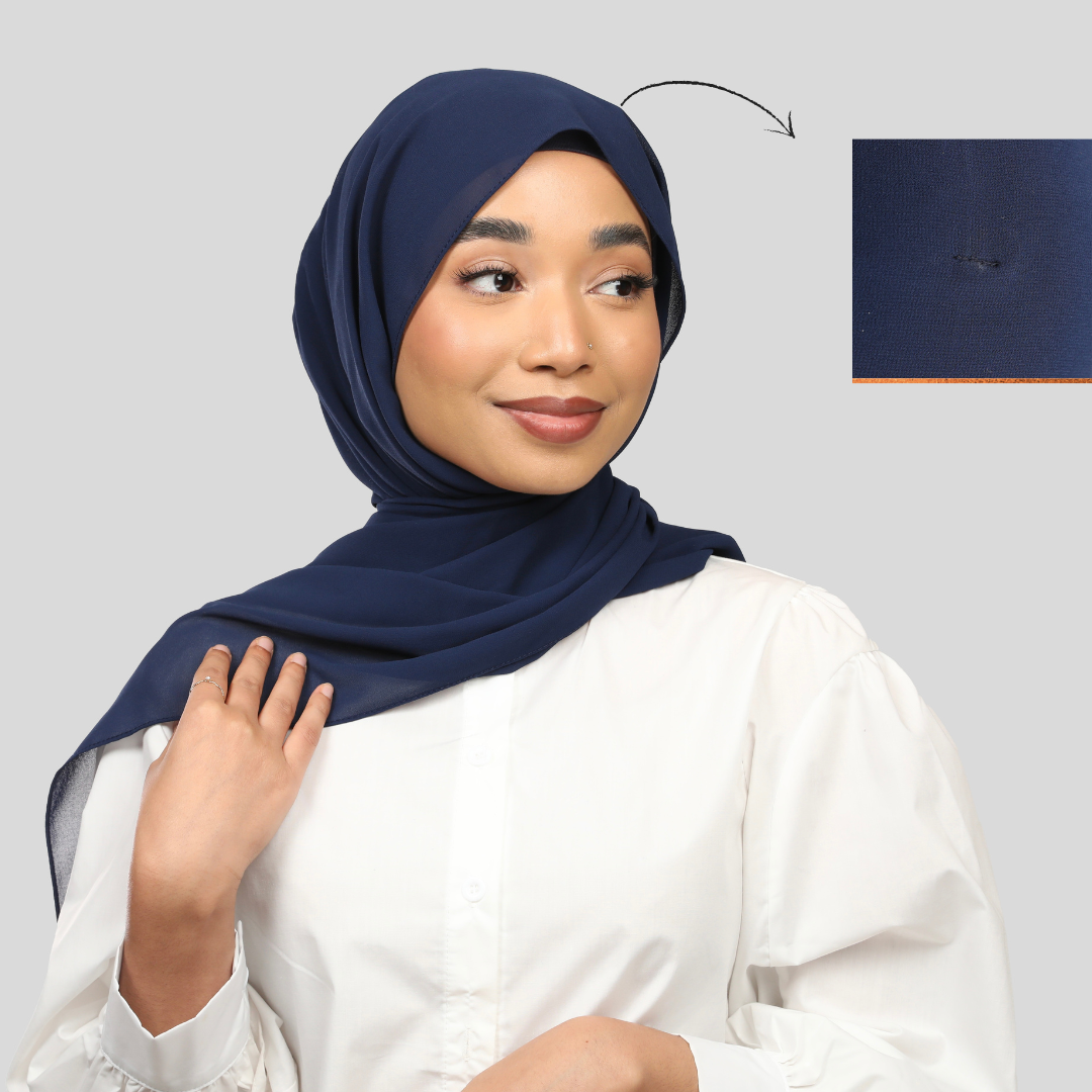 Tiara- hijab med insydd undersjal:  navy