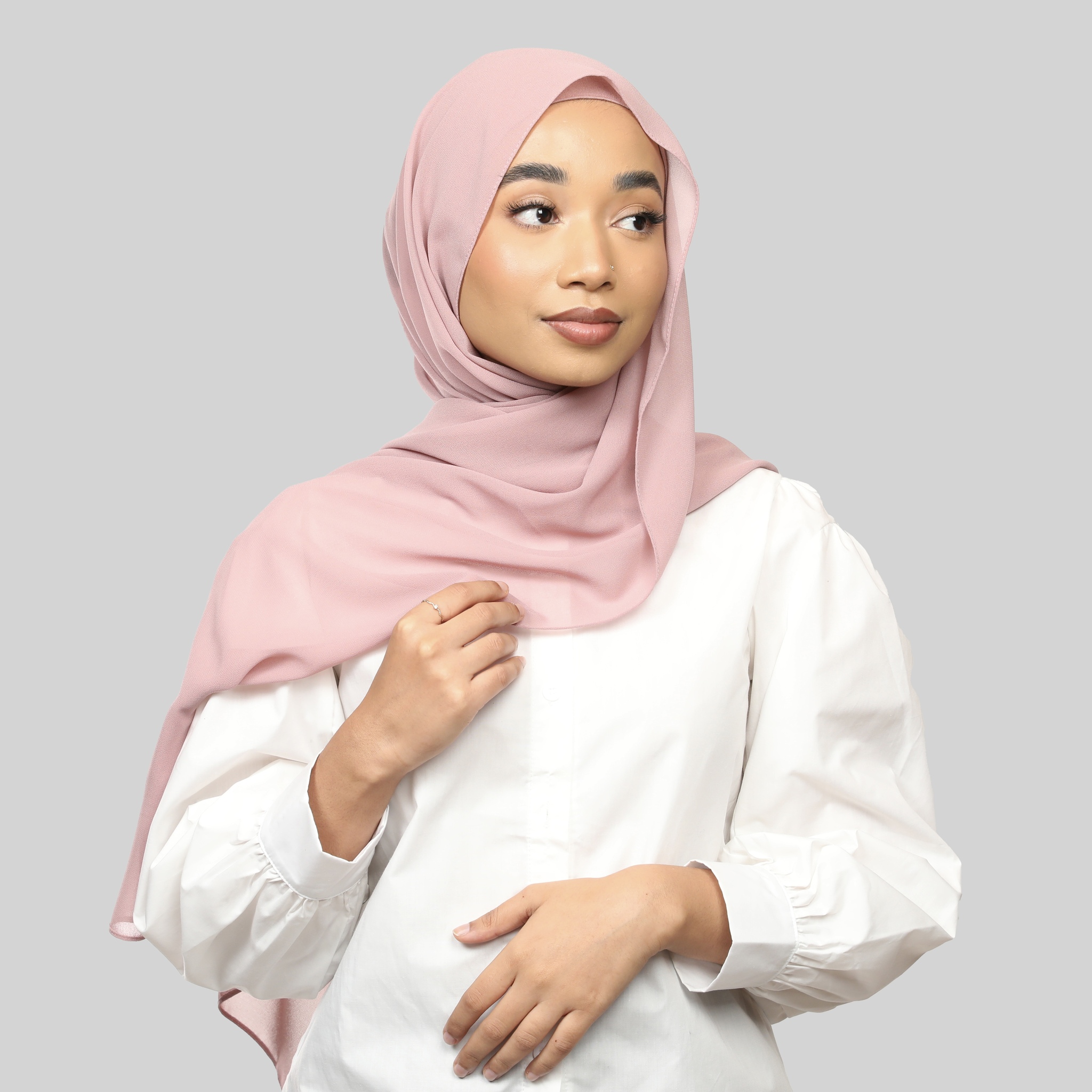 Tiara- hijab med insydd undersjal: rose