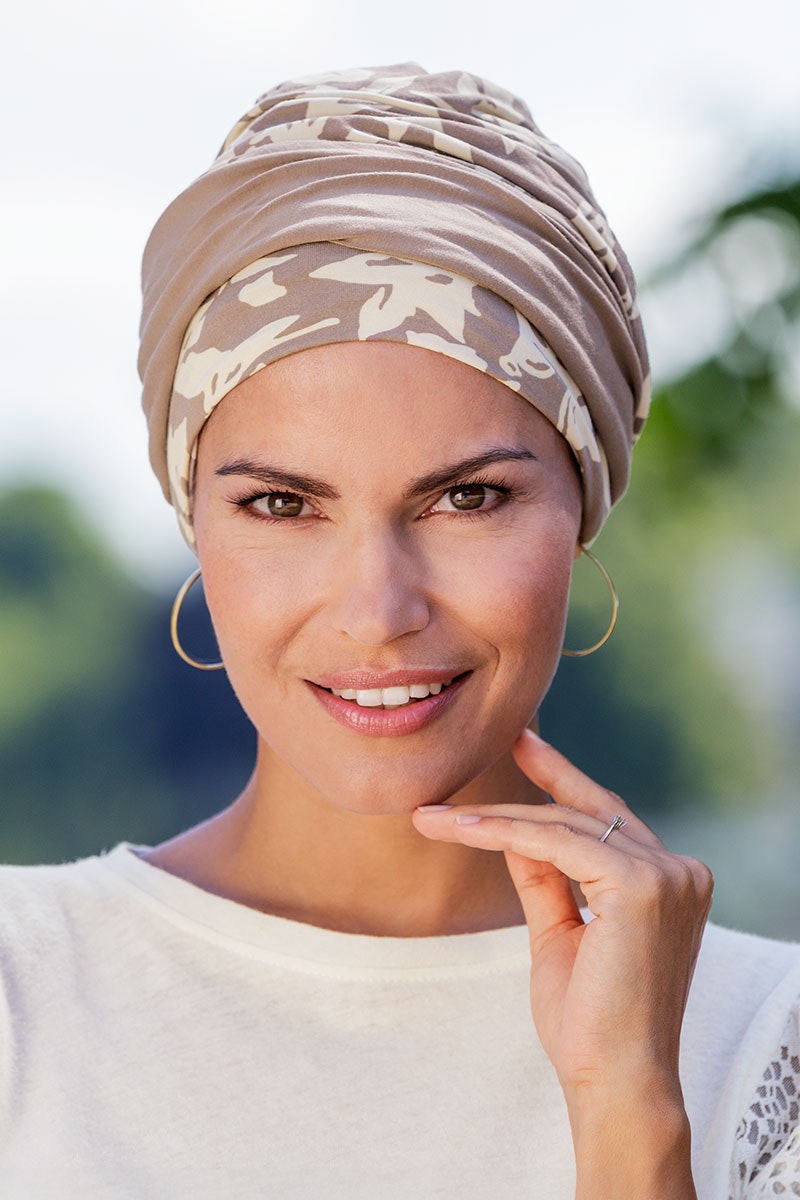 Livia Turban med band