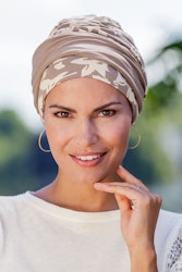Livia Turban med band