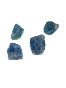 Blå Fluorit - 1 rå sten - 10-15 gram - Vi väljer sten