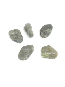 Labradorit - 1 Trumlad sten - 7-9 gram - Kvalitet B