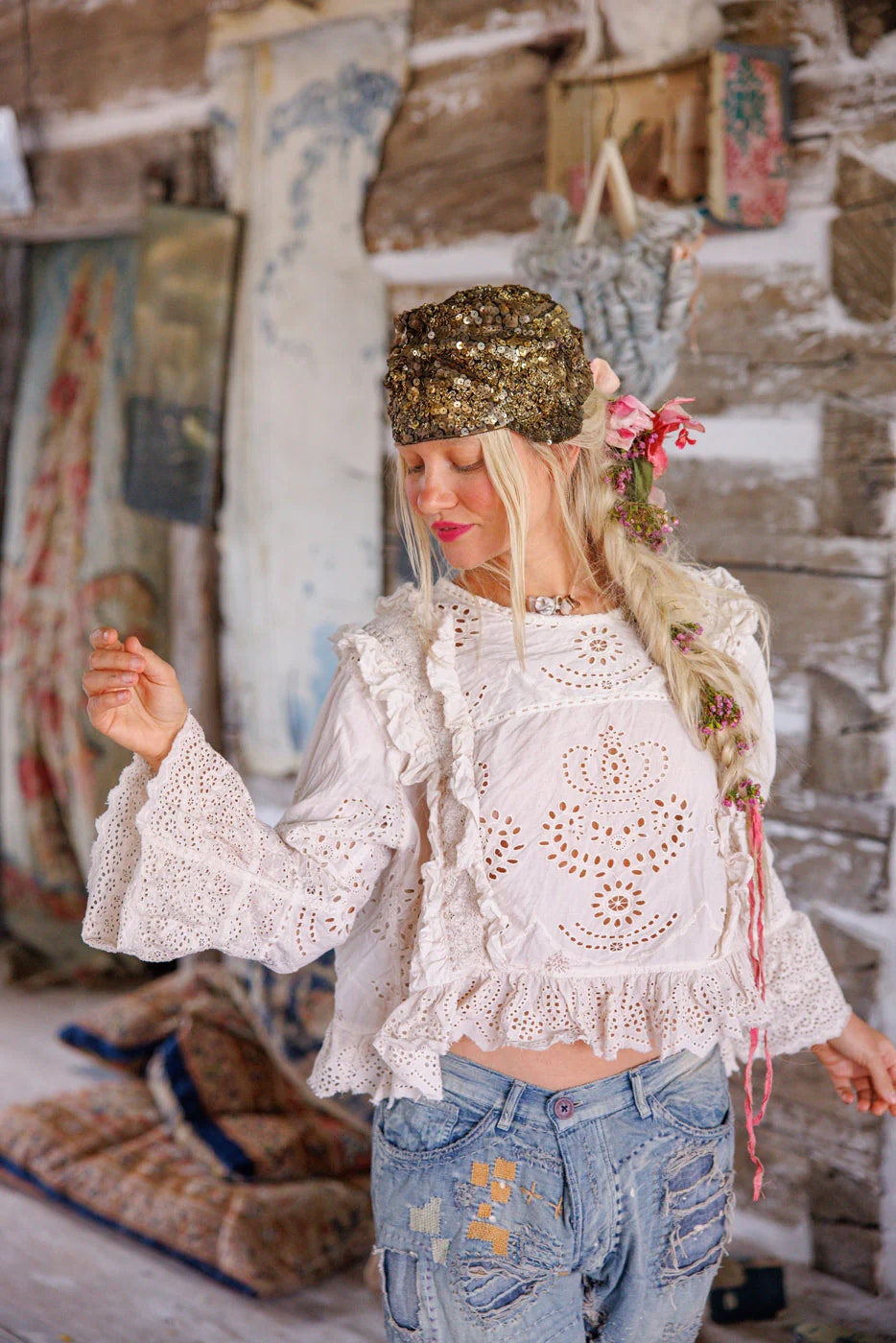 Hermione Eyelet Blus