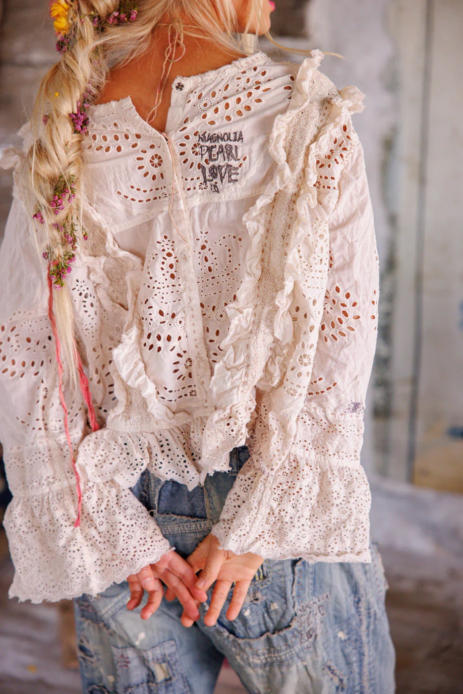 Hermione Eyelet Blus