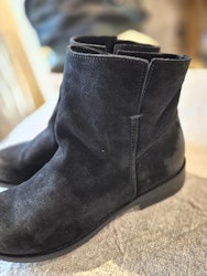 Svarta mocka/skinn boots svarta