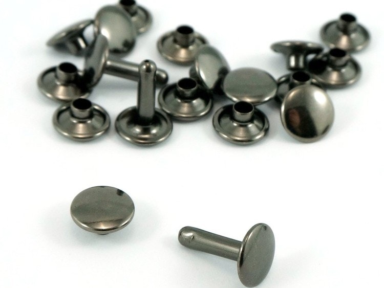 Double cap rivets