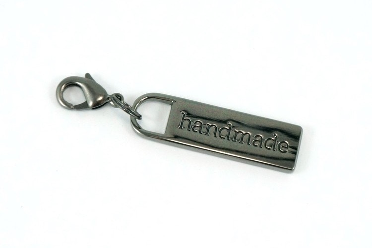 Zipper pulls: "Handmade" (1 pack)