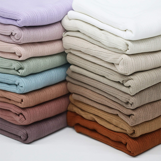 Taupe pointelle