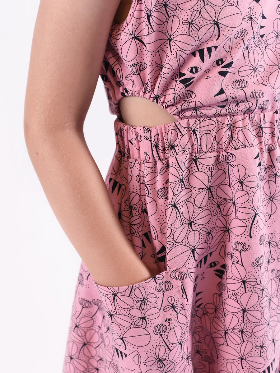 Agnes cut out kjole