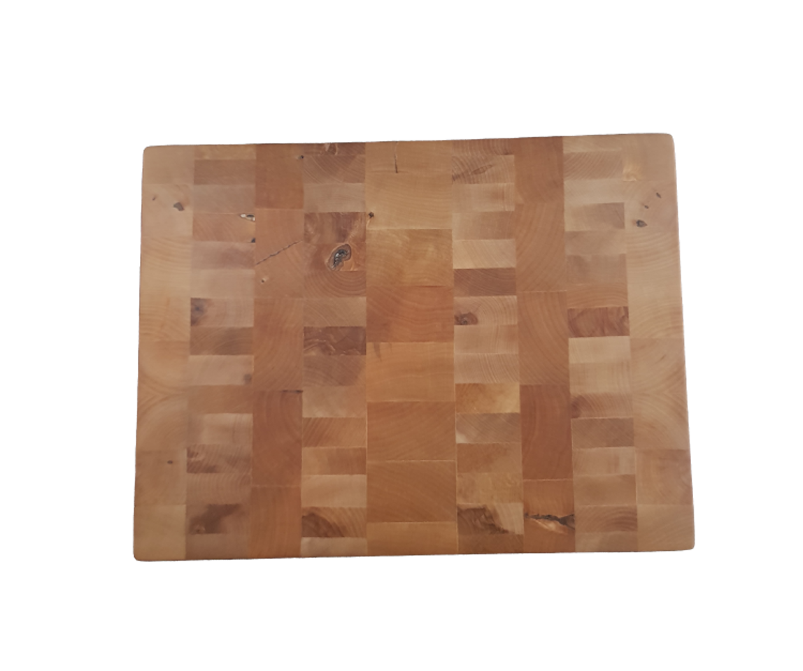 Ändträskärbräda av björk med vinklade kanter 38x29cm