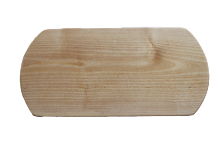 Björkskärbräda med naturliga kanter och svängda kortsidor 45x20 cm