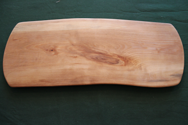 Naturligt fint serveringsfat i björk ca 40x15 cm