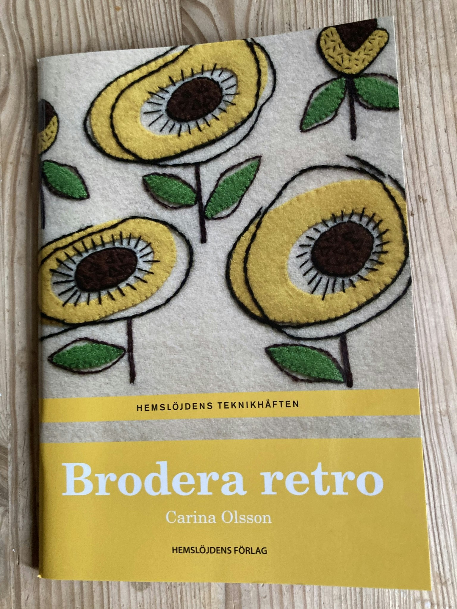 Brodera Retro av Carina Olsson