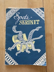 Spetsskrinet, häfte