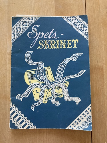 Spetsskrinet, häfte